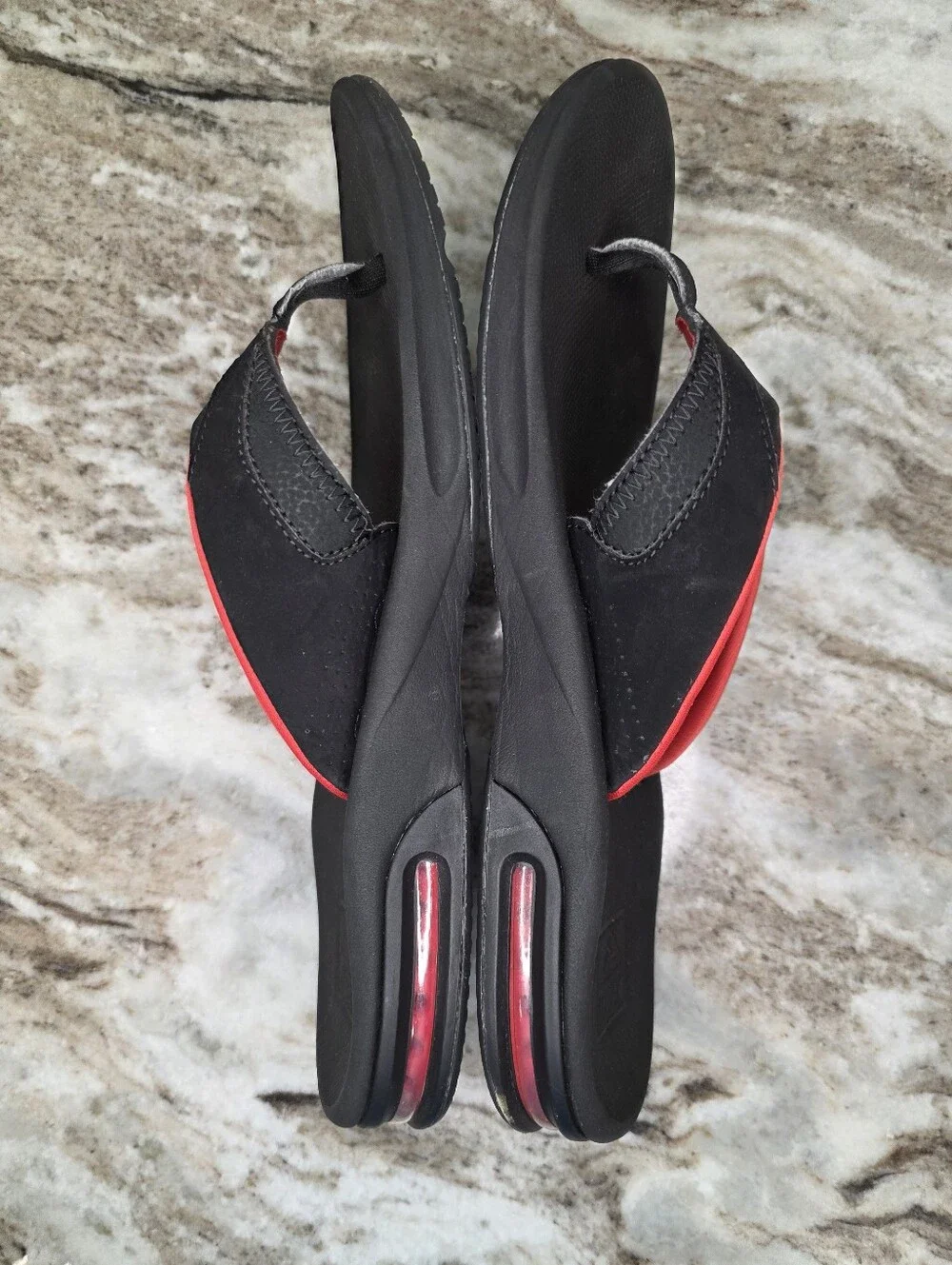 REEF Fanning Bottle Opener Flip Flops BLACK / Red Size 12